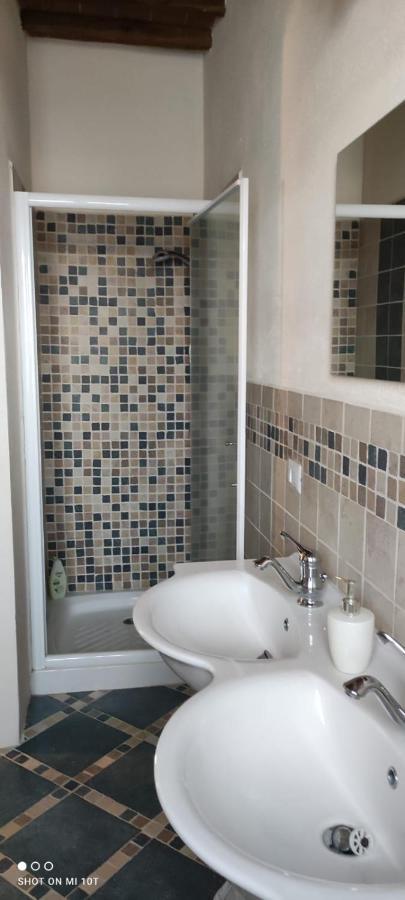 La Casina Di Helen Apartment Montalcino Ngoại thất bức ảnh